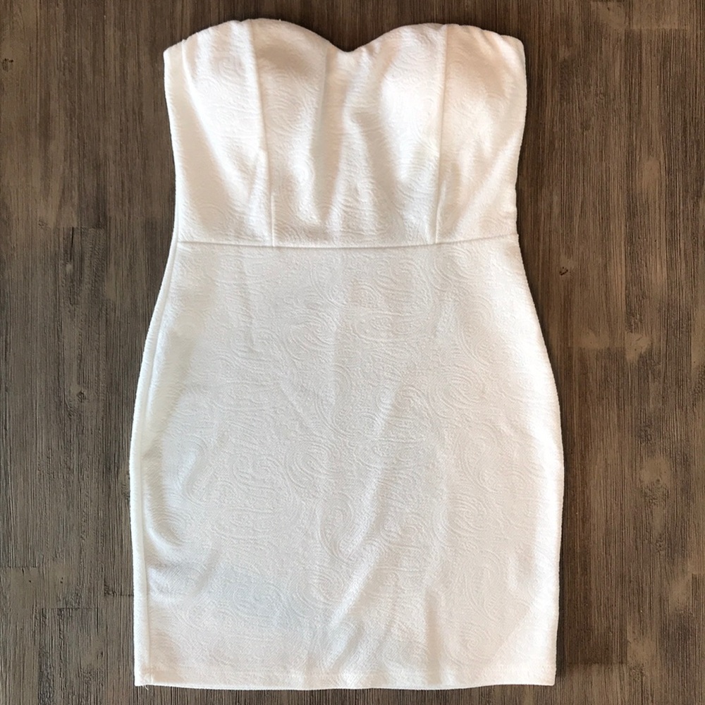 Charlotte Russe white dress size Medium